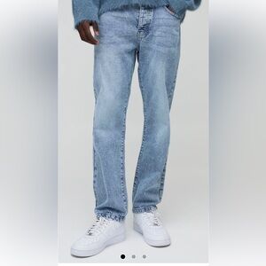 Straight Rigid Jean